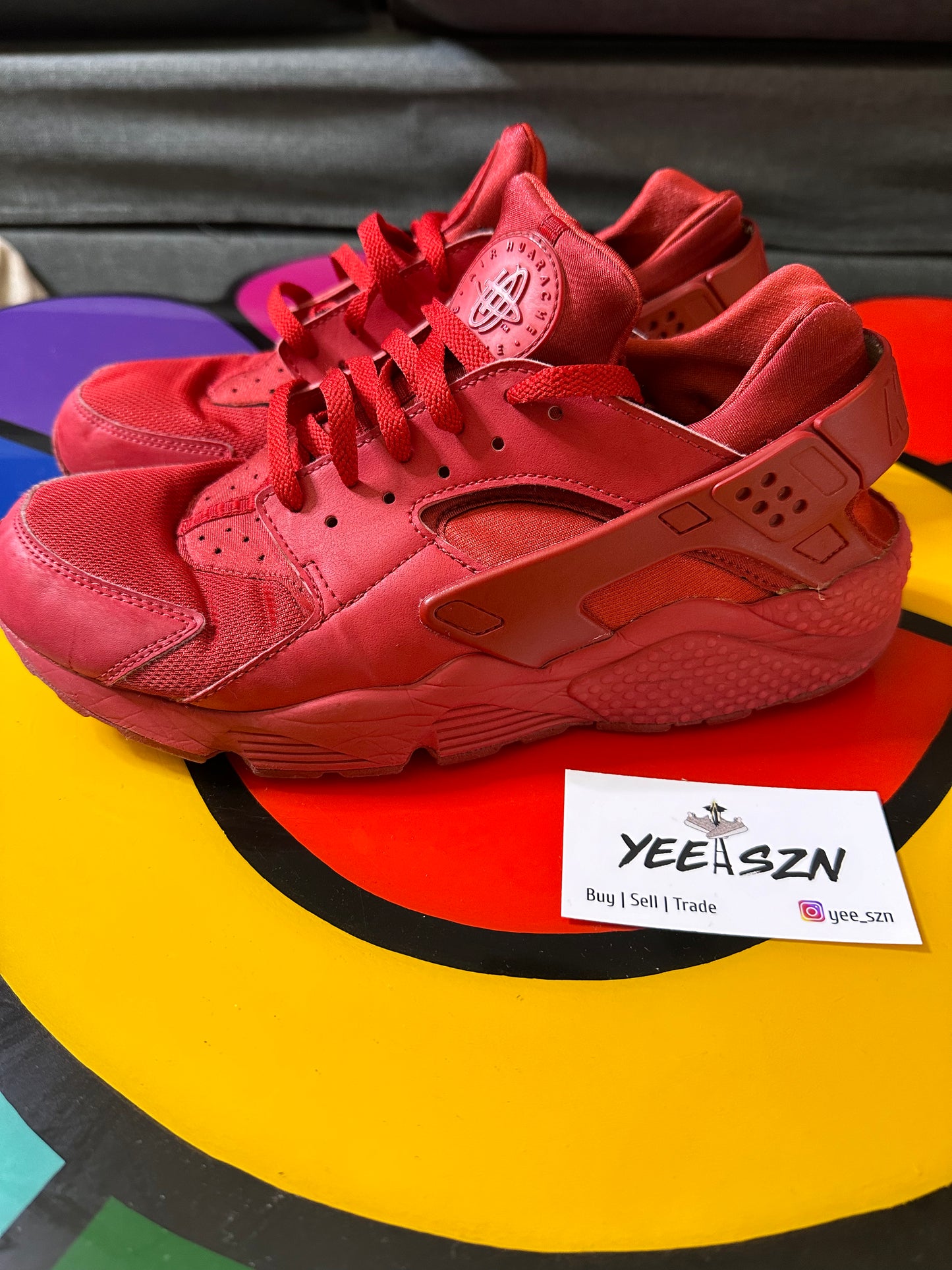 Nike Air Huarache Triple Red